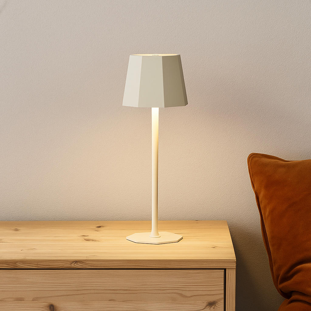 Aura's LED-Table Lamp