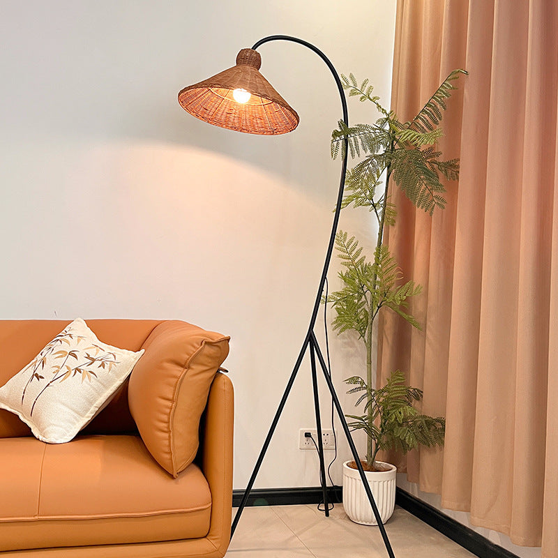 Bamboo Cap Floor Lamp